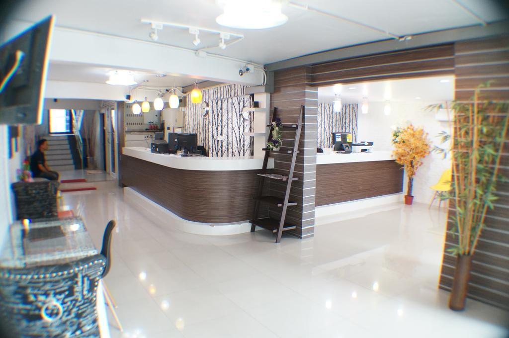 Ma Non Nont Hotel y Apartamento Nonthaburi Exterior foto