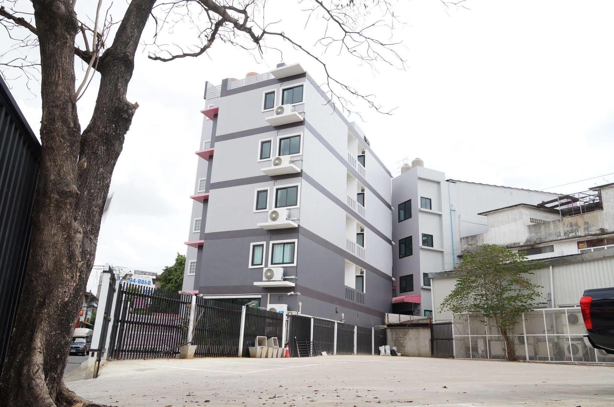 Ma Non Nont Hotel y Apartamento Nonthaburi Exterior foto